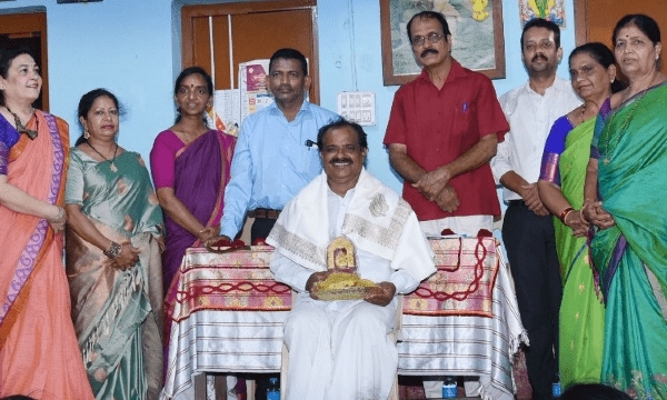 ಬಾನ್ಸುರಿ ಆನಿ ನೃತ್ಯ ತರಬೇತಿಚೆ ಉಗ್ತಾವಣ