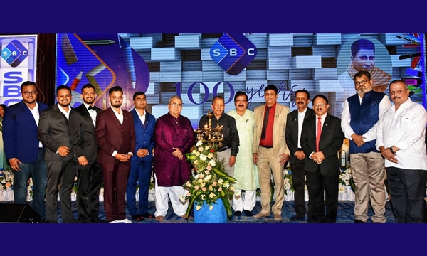 ಸ್ಳೂಲ್ ಬುಕ್ ಕಂಪೆನಿಚೊ ಶತಮಾನೋತ್ಸವು